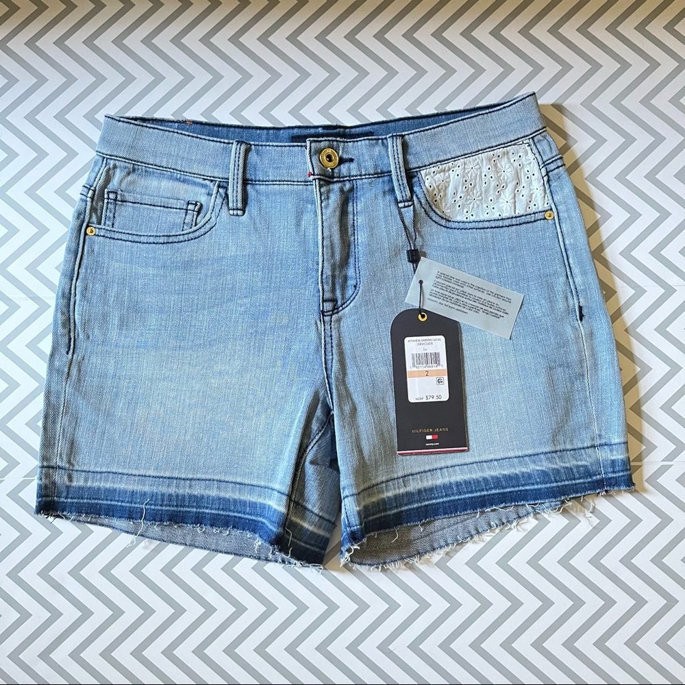 Tommy Hilfiger Jeans Denim Shorts Size 2  Botanical Gardens Casual